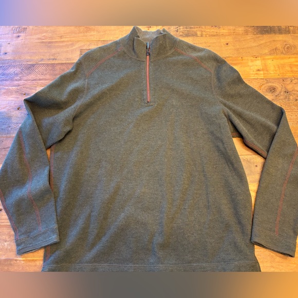 Tommy Bahama 1/4 Zip - Picture 2 of 6